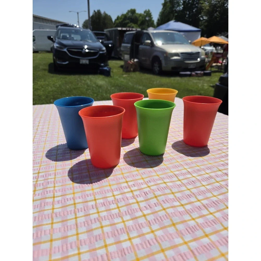 Lot Of 6 New -Vintage Kids Tupperware Kids Cups